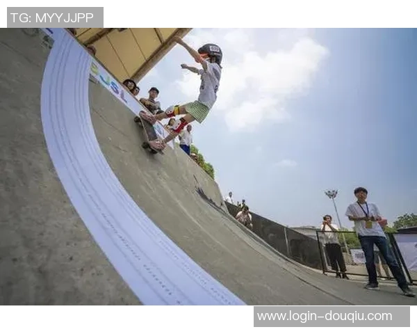 上海飞盘队在极限运动联赛中的个人能力表现分析与点评